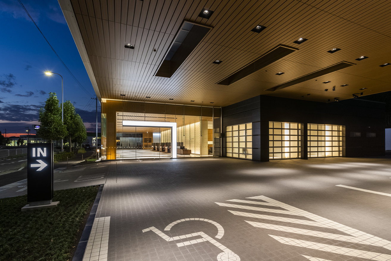 009　お客様駐車場